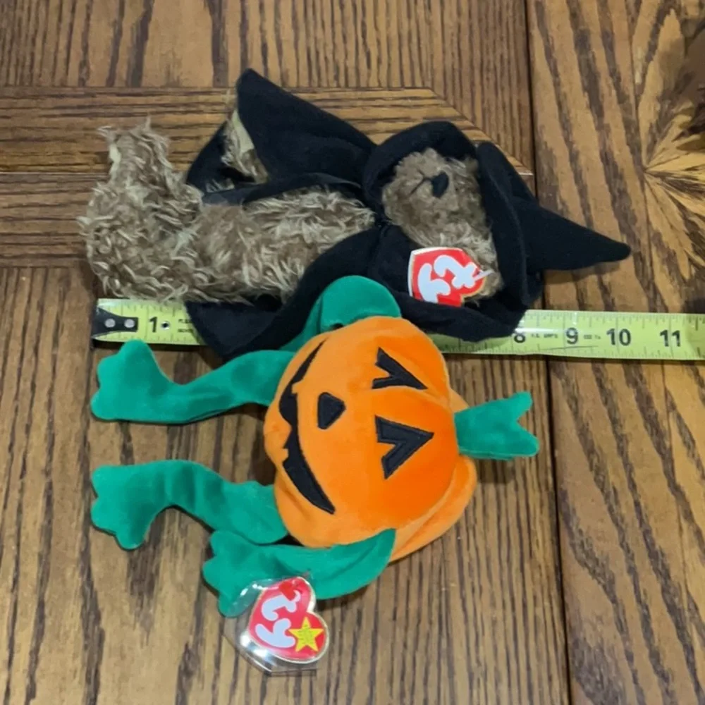 Cute Esmeralda teddy bear witch 🧙 & Peter pumpkin 🎃 Halloween TY Attic Treasures